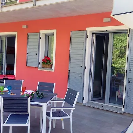 Lägenhet Tra E Montagne Nonna Maria *